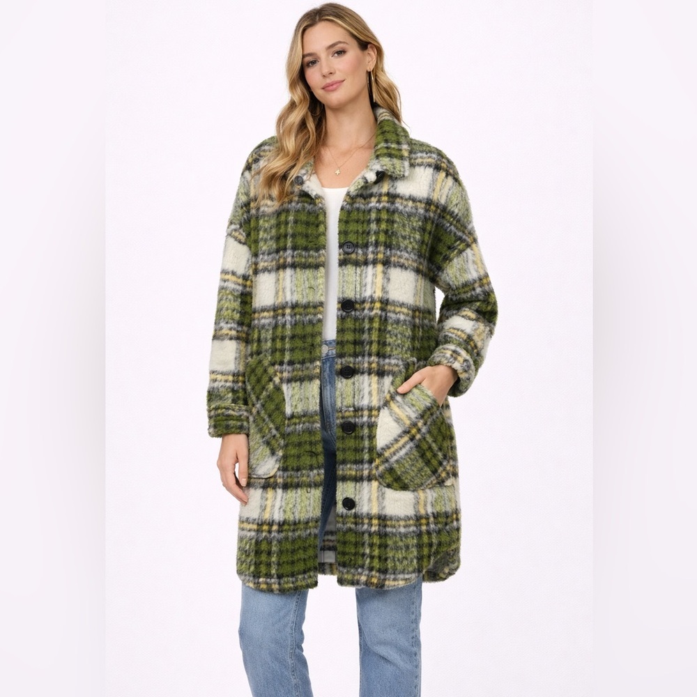 RD Style Conscious Green Plaid Teddy Shacket Jacket – Size Medium